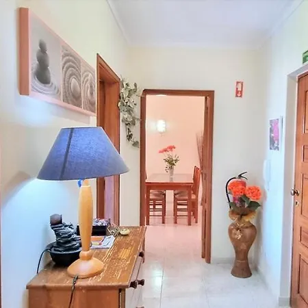 Cozy Sunny Wi-fi & Ac Διαμέρισμα