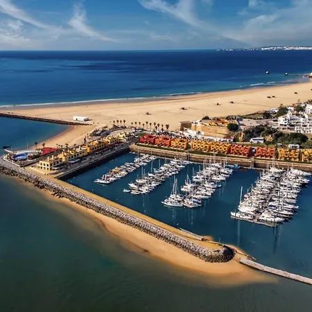 Cozy Sunny Wi-fi & Ac アパート *